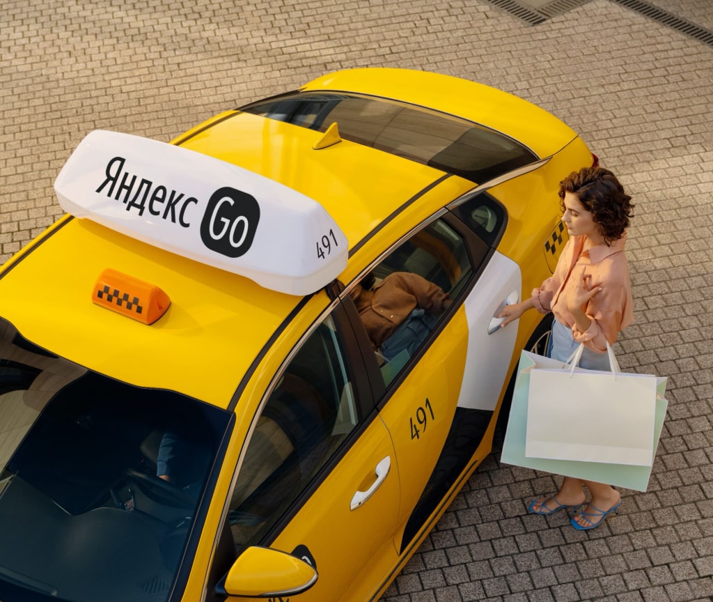Компания «Яндекс» запустила в тестовом режиме услугу заказа такси в ОАЭ